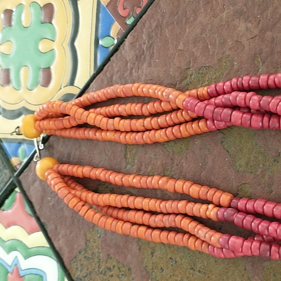 Vintage wooden beaded 4 strand brown red orange natural necklace - Picture 4 of 5
